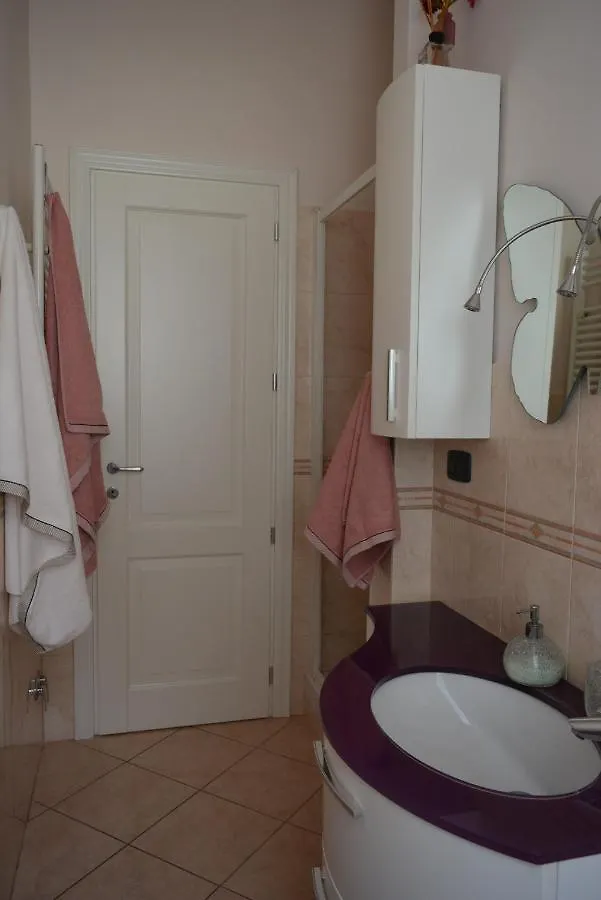Ilgirasole B&B Rapallo 0*,